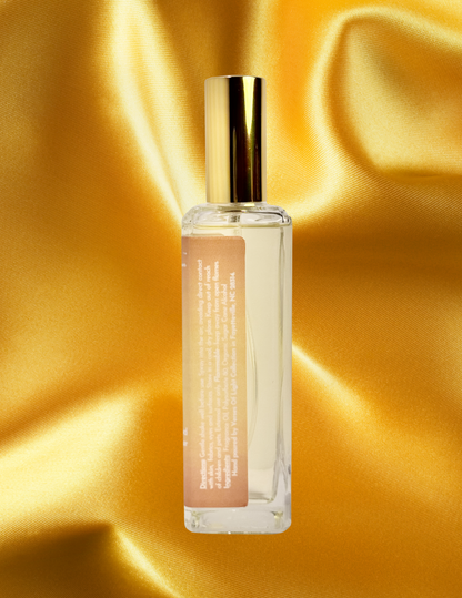 Crafted by a scripture-inspired ministry, the Salt & Light room spray from the Verses of Light Collection blends premium fragrance oils with gentle misting power to refresh your space with encouragement, peace, and faith-filled aroma.