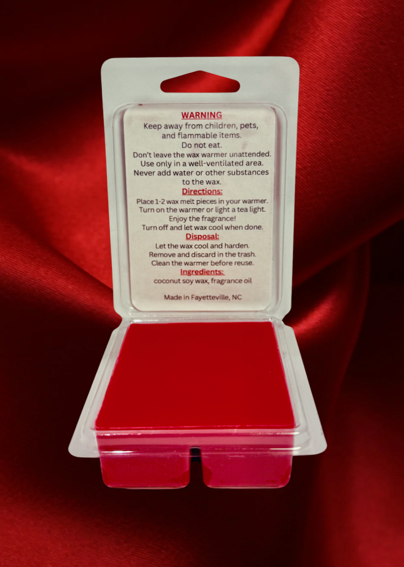 Crafted by a scripture-inspired ministry, the Crimson Harvest wax melt from the Verses of Light Collection blends premium coconut soy wax with fragrant oils to gently fill your space with encouragement, peace, and faith-filled aroma.